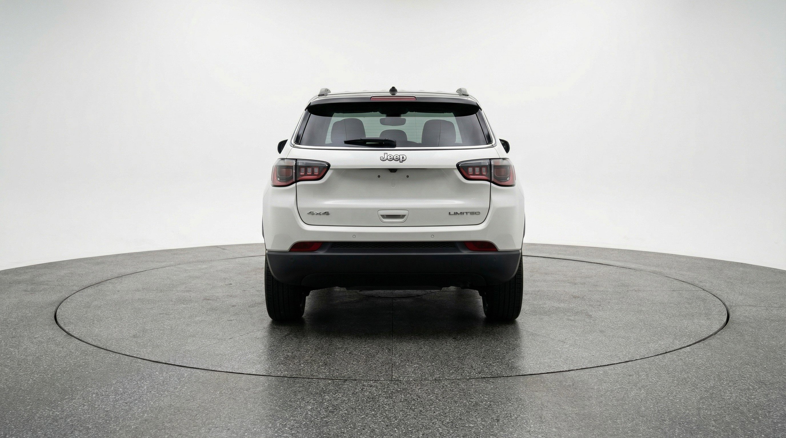 Used 2025 Jeep Compass Limited image 7