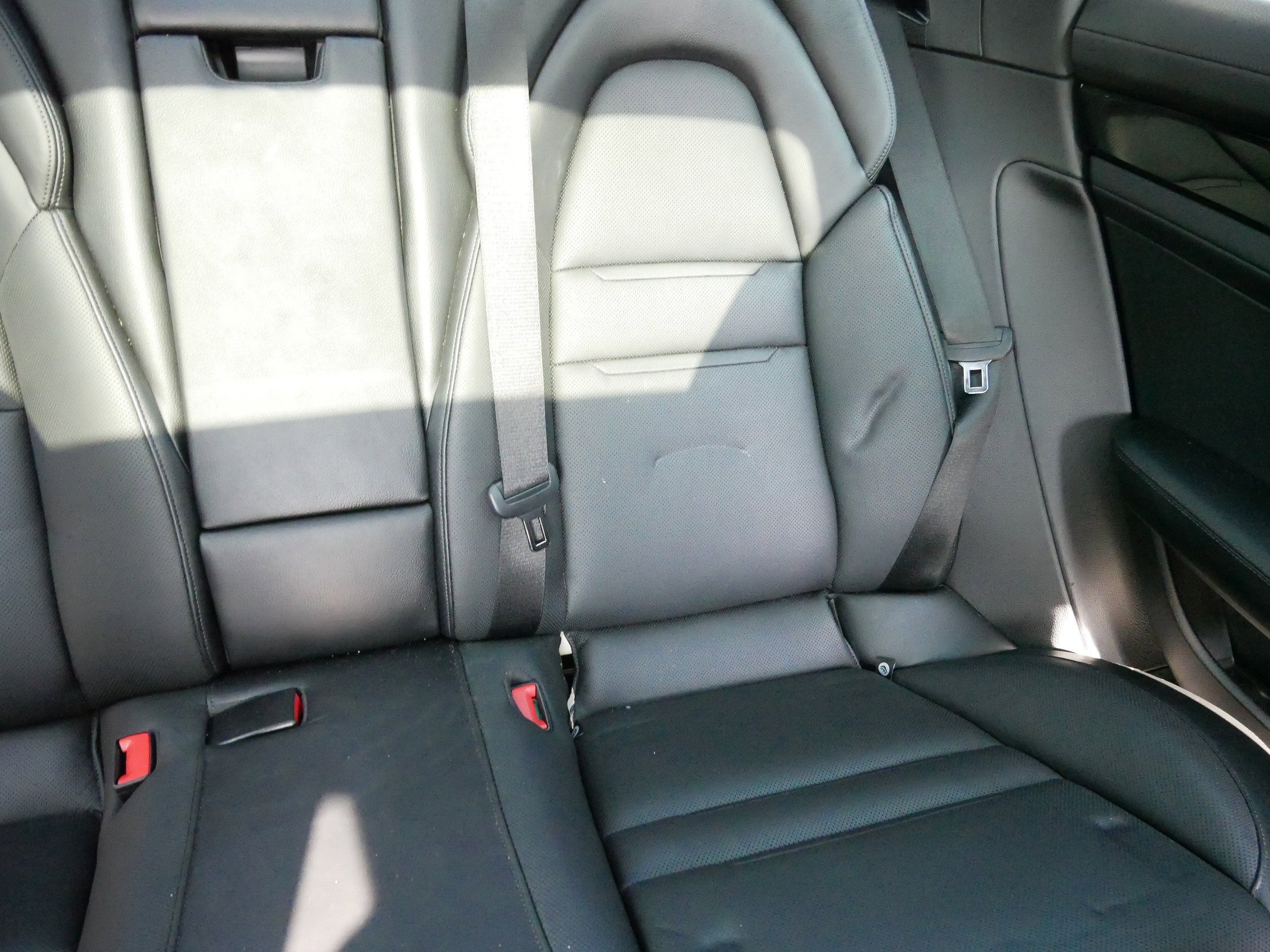 Used 2018 Porsche Panamera 4 image 14