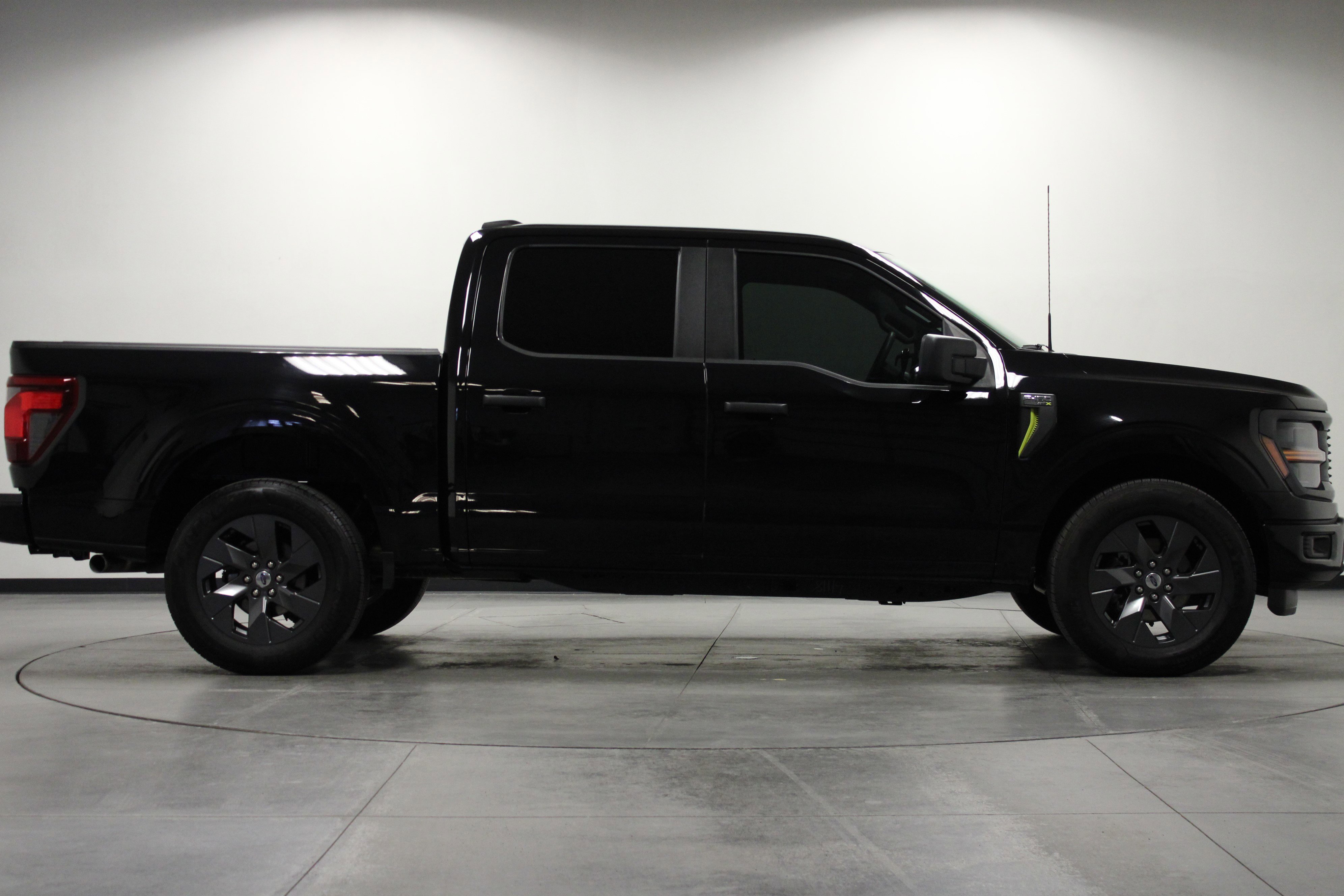 Used 2025 Ford F150 STX w/ Equipment Group 200A RWD image 3