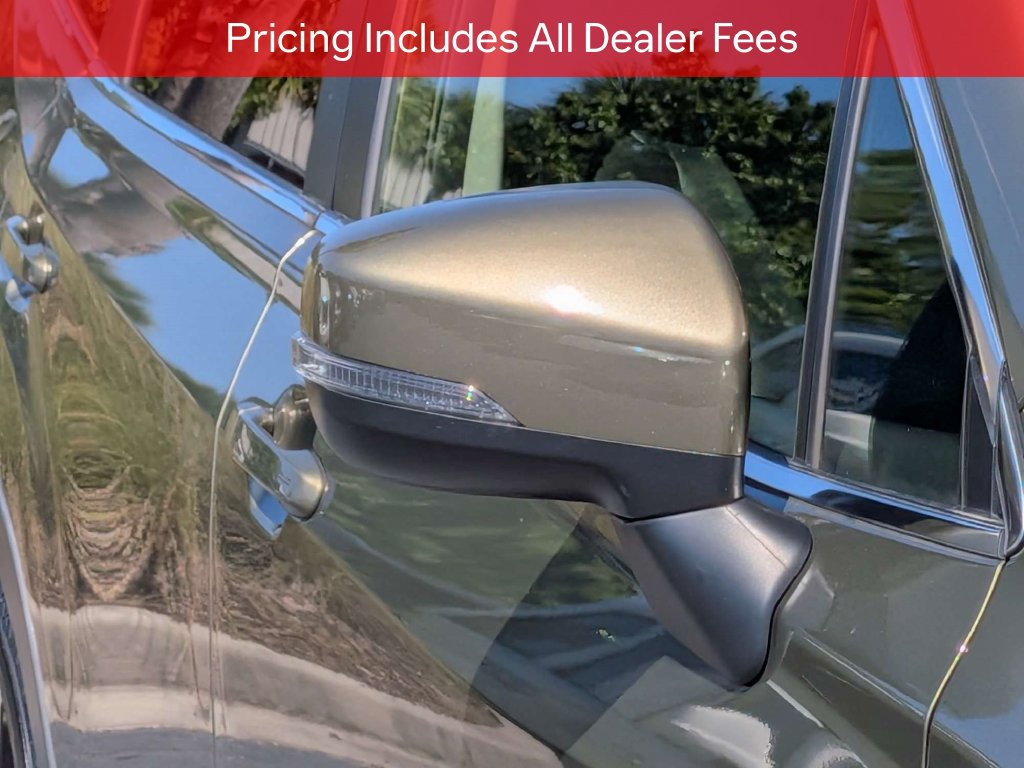 Used 2023 Subaru Forester Limited AWD/4WD image 12