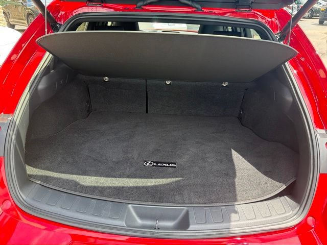 Used 2025 Lexus UX 300h FWD w/ Accessory Package (Z2) image 40