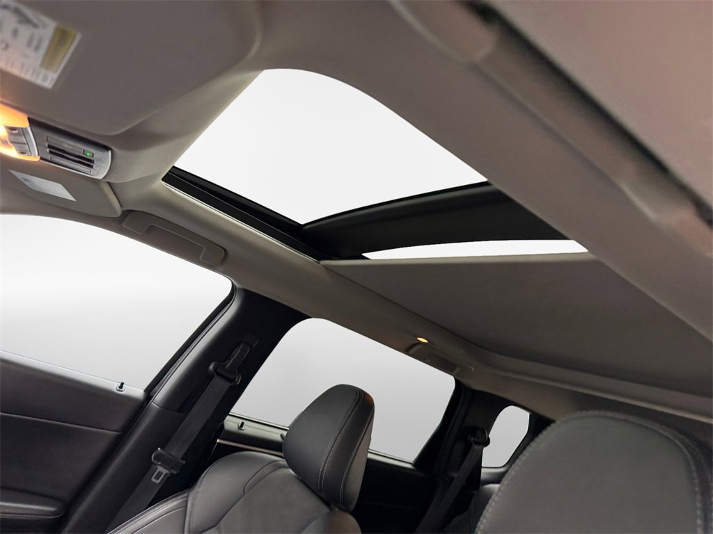 Used 2025 Mitsubishi Outlander SE image 23