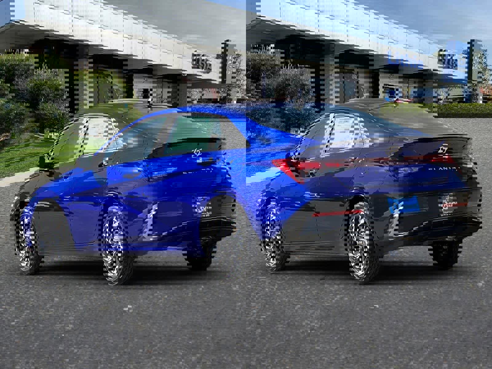 New 2025 Hyundai Elantra Sport image 7