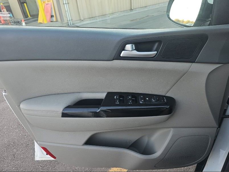 Used 2018 Kia Sportage EX image 26