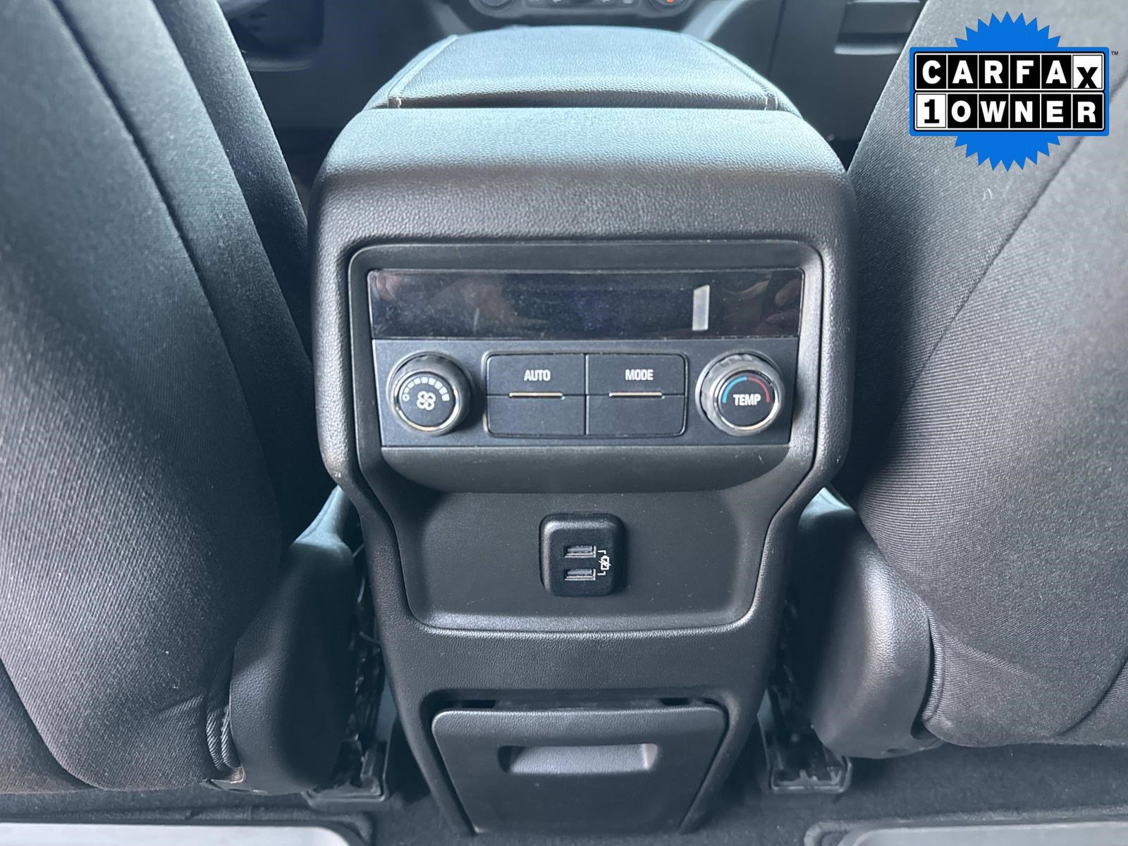 Used 2017 GMC Acadia SLE w/ Driver Alert Package I AWD/4WD image 18