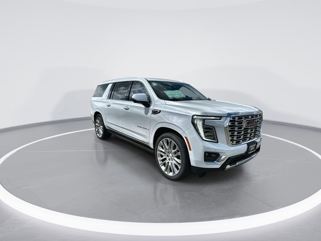 New 2026 GMC Yukon XL Denali w/ Denali Reserve Package image 2