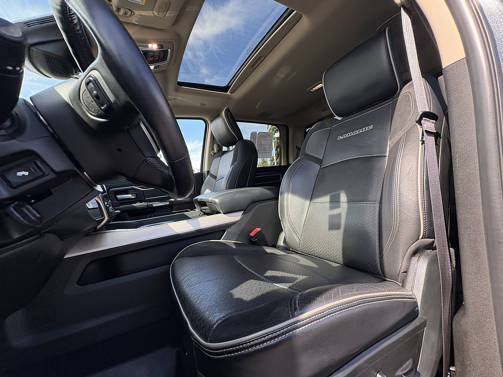 Used 2019 RAM 3500 Laramie AWD/4WD image 17