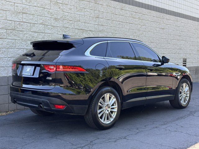 Used 2019 Jaguar F-PACE Prestige AWD/4WD image 3