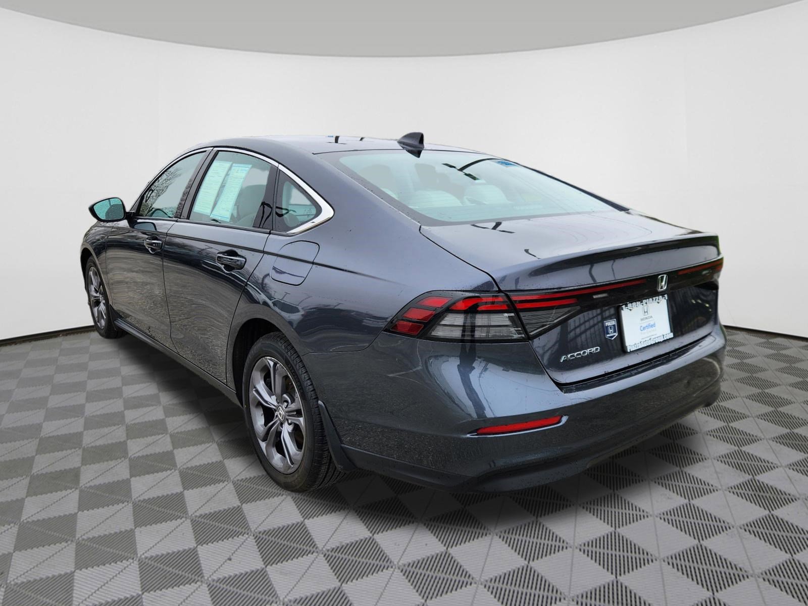 Certified 2023 Honda Accord EX image 3