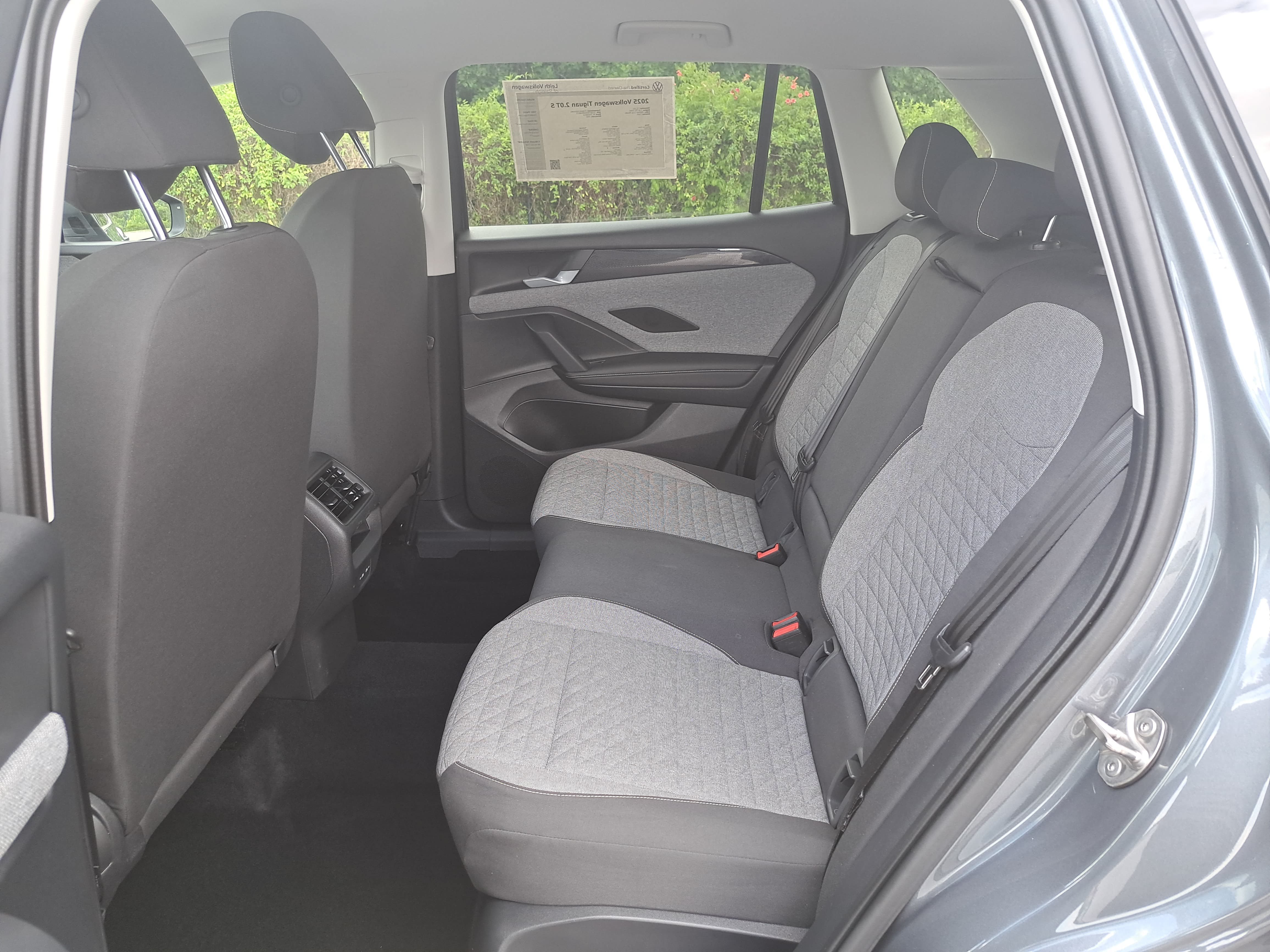 Certified 2025 Volkswagen Tiguan S AWD/4WD image 13