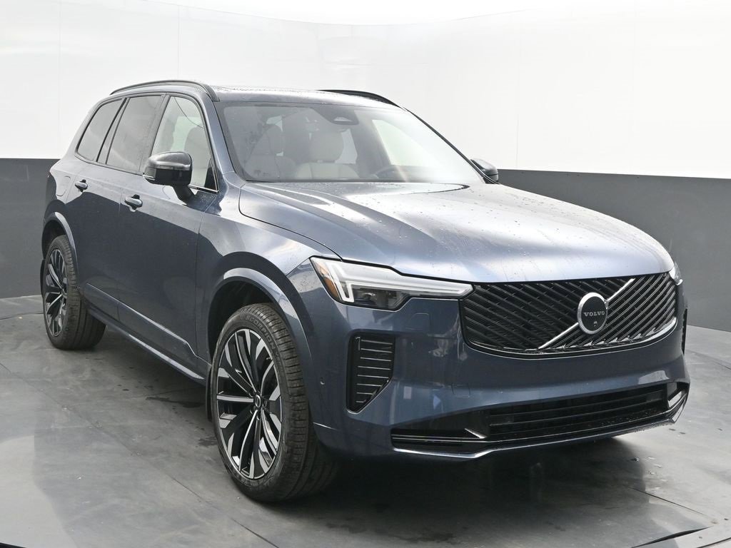New 2026 Volvo XC90 B6 Ultra w/ Lounge Package image 1