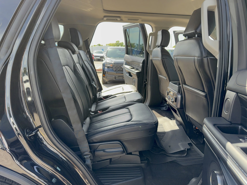 Certified 2021 Ford Expedition Platinum AWD/4WD image 15