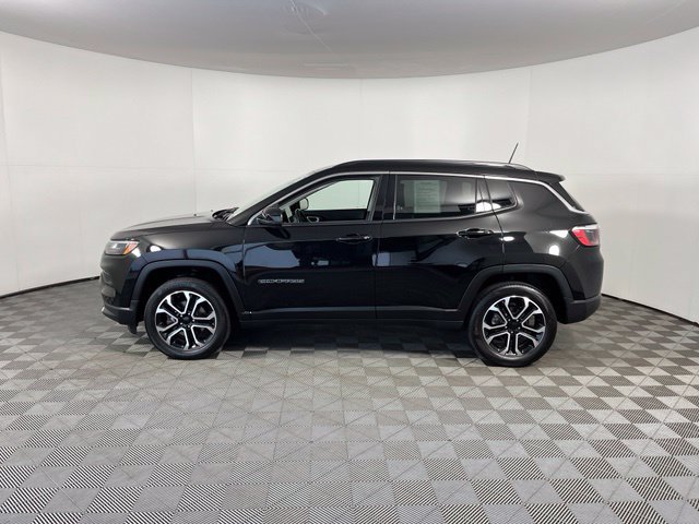Used 2022 Jeep Compass Limited AWD/4WD image 4