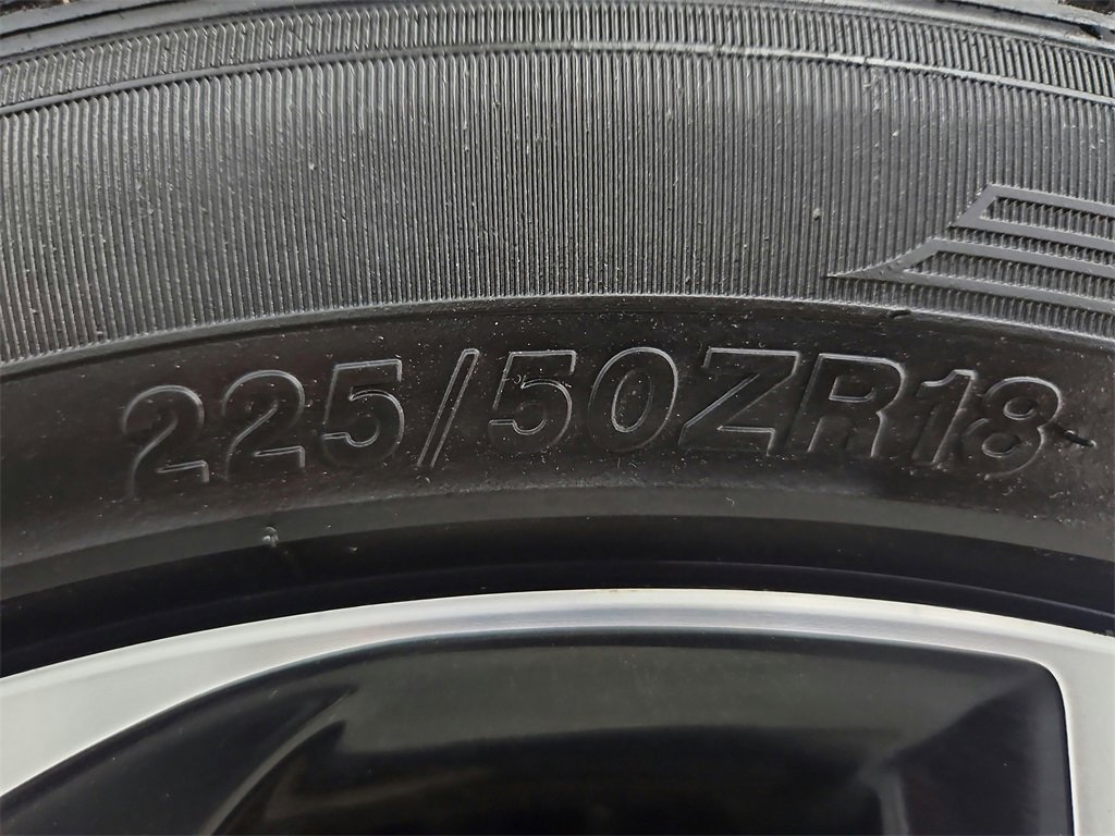 Used 2022 Toyota C-HR Limited image 31