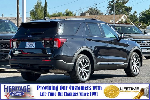 Used 2025 Ford Explorer ST-Line AWD/4WD image 4