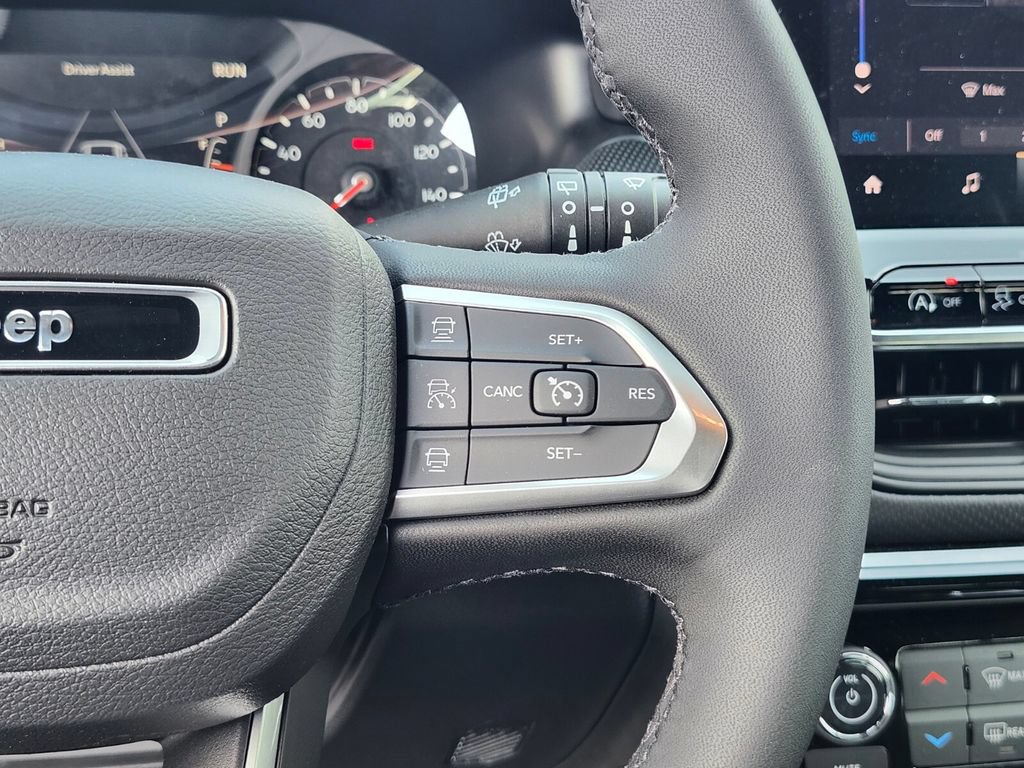 New 2026 Jeep Compass Limited AWD/4WD image 31