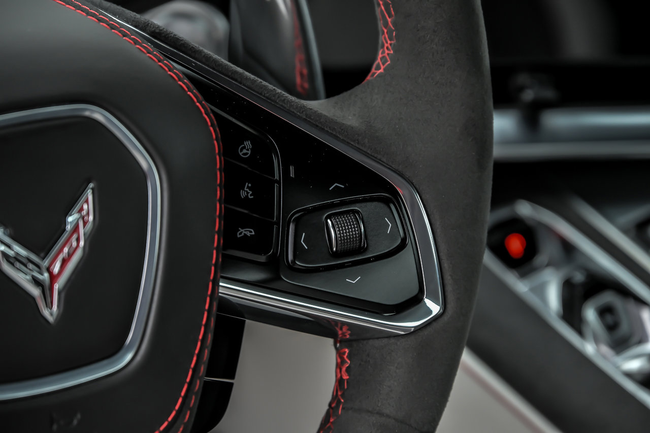 Used 2023 Chevrolet Corvette Stingray Premium Conv w/ Z51 Performance Package image 31