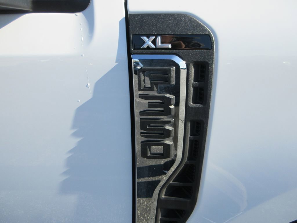 Used 2024 Ford F350 XL image 10