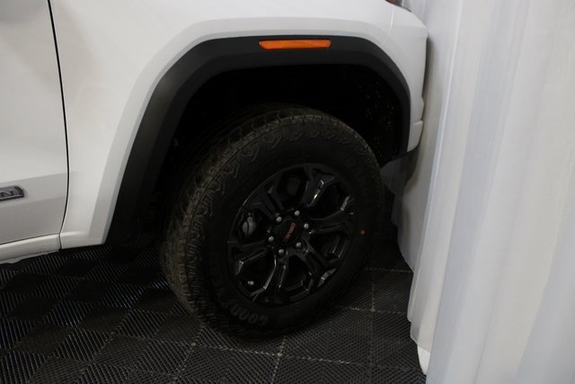 New 2025 GMC Canyon Elevation w/ Convenience Package image 11