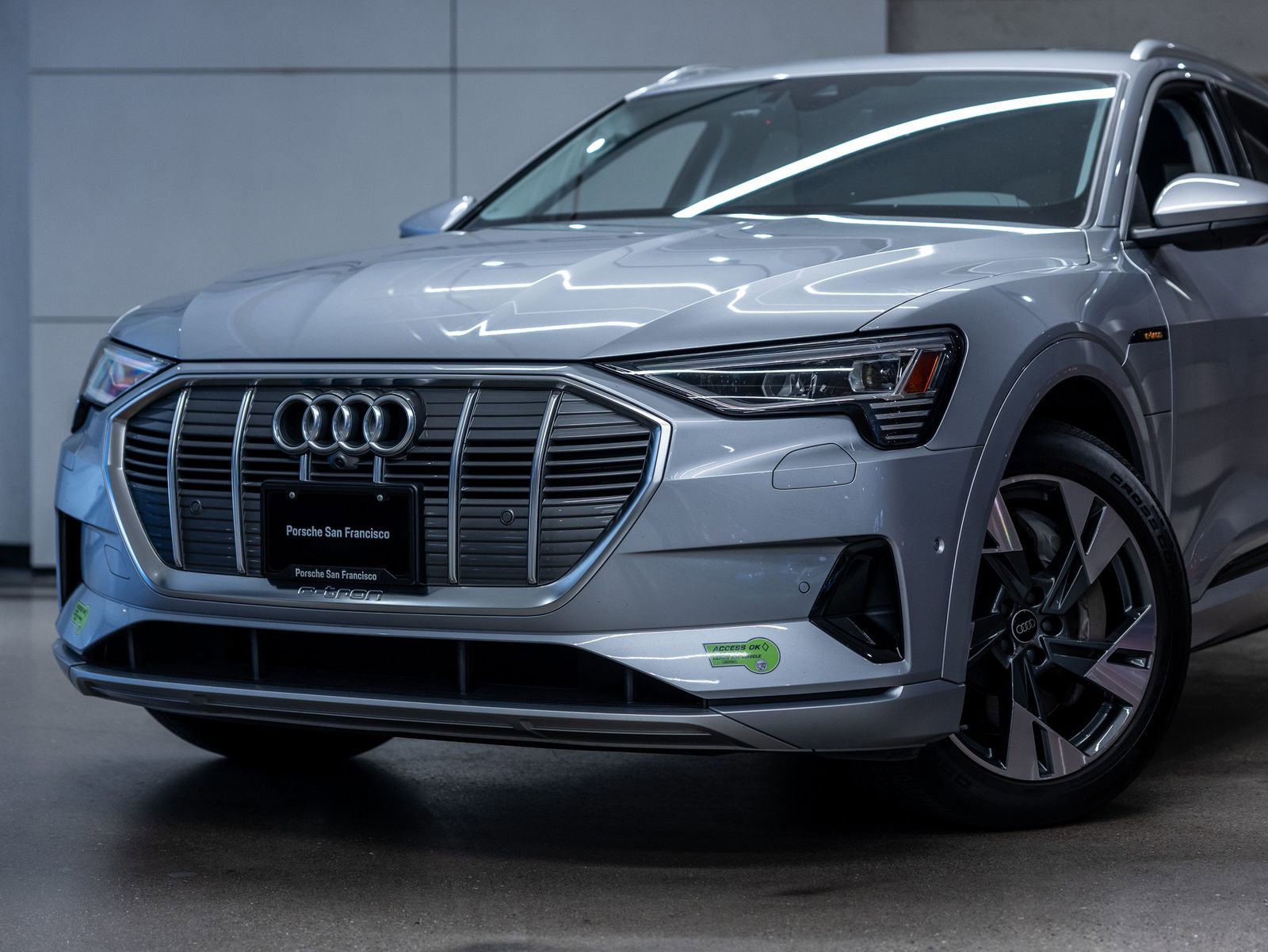 Used 2023 Audi e-tron Premium Plus AWD/4WD image 19