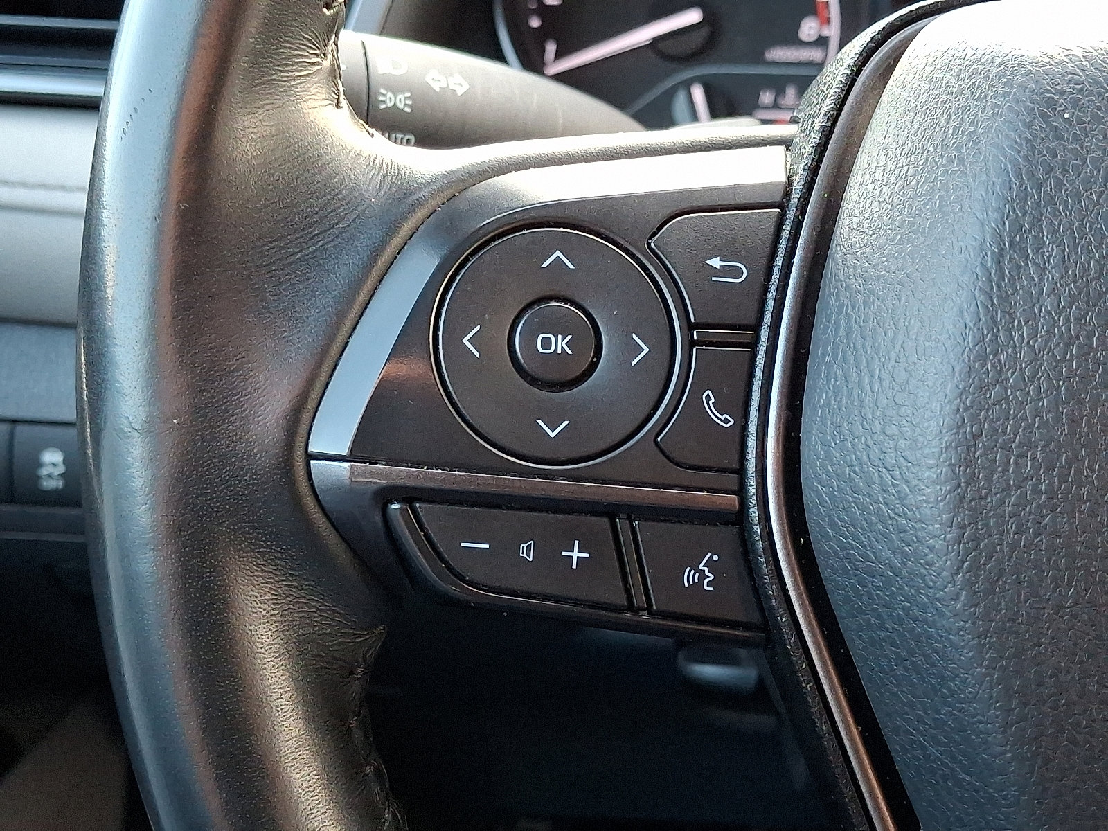 Used 2023 Toyota Camry SE image 21