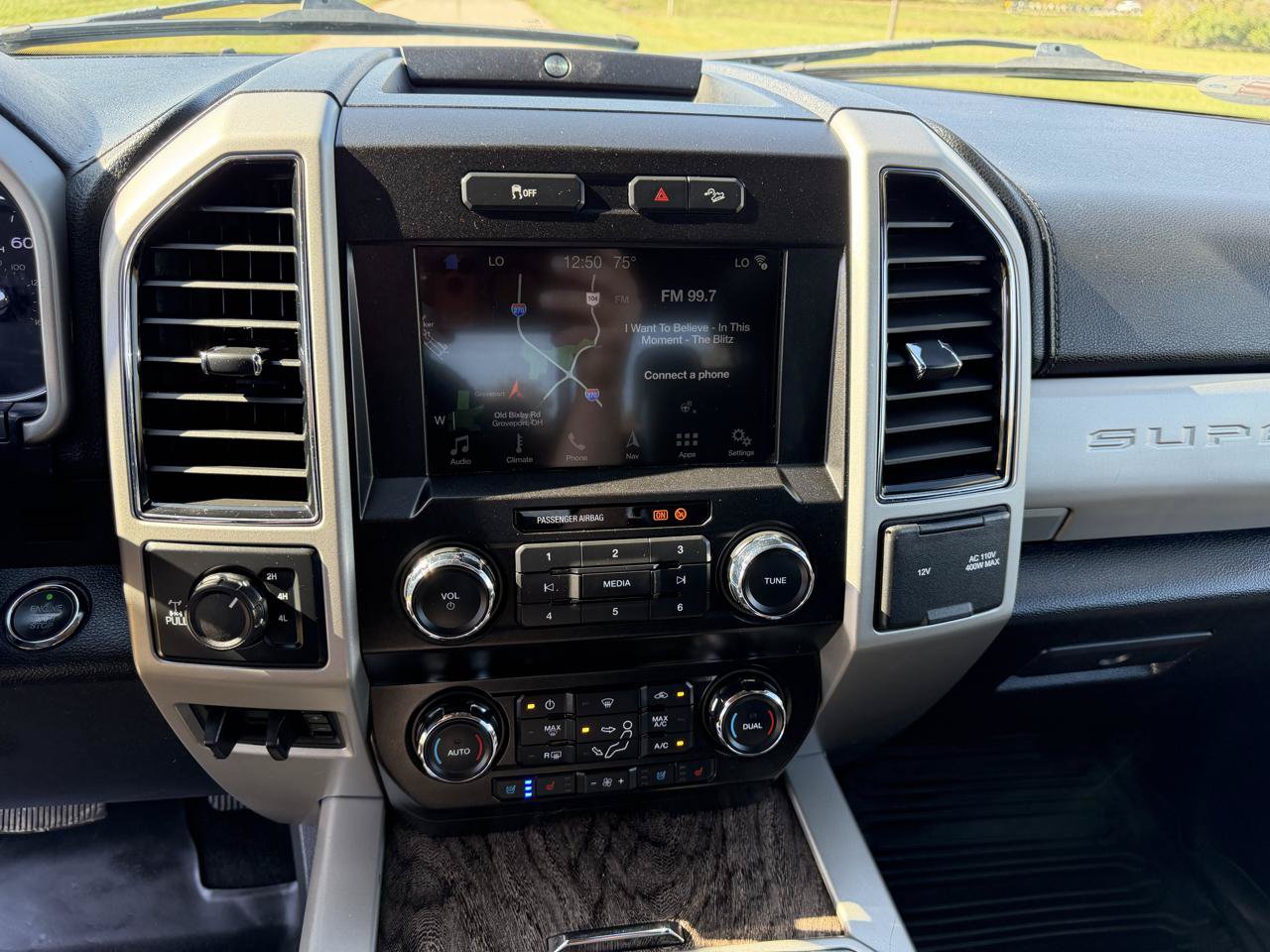 Used 2019 Ford F250 Lariat w/ Lariat Ultimate Package AWD/4WD image 27