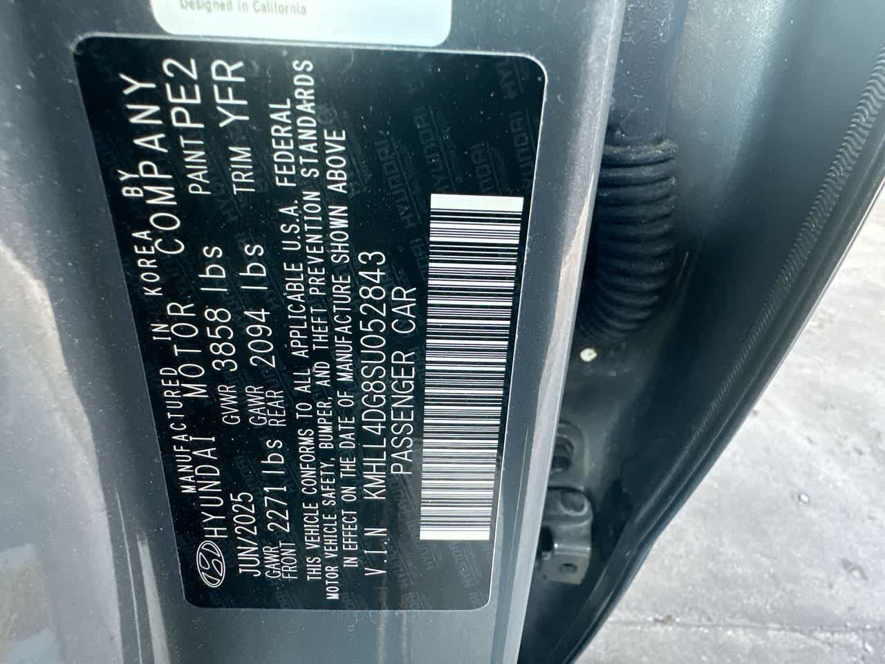 Used 2025 Hyundai Elantra SE FWD image 29