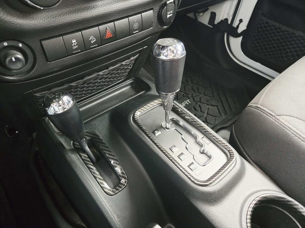 Used 2017 Jeep Wrangler Unlimited Sahara w/ Max Tow Package image 36