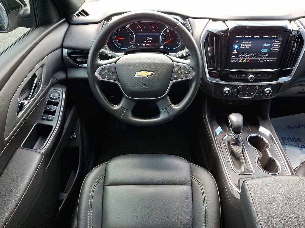 Certified 2022 Chevrolet Traverse LT w/ LPO, Cargo Package FWD image 13