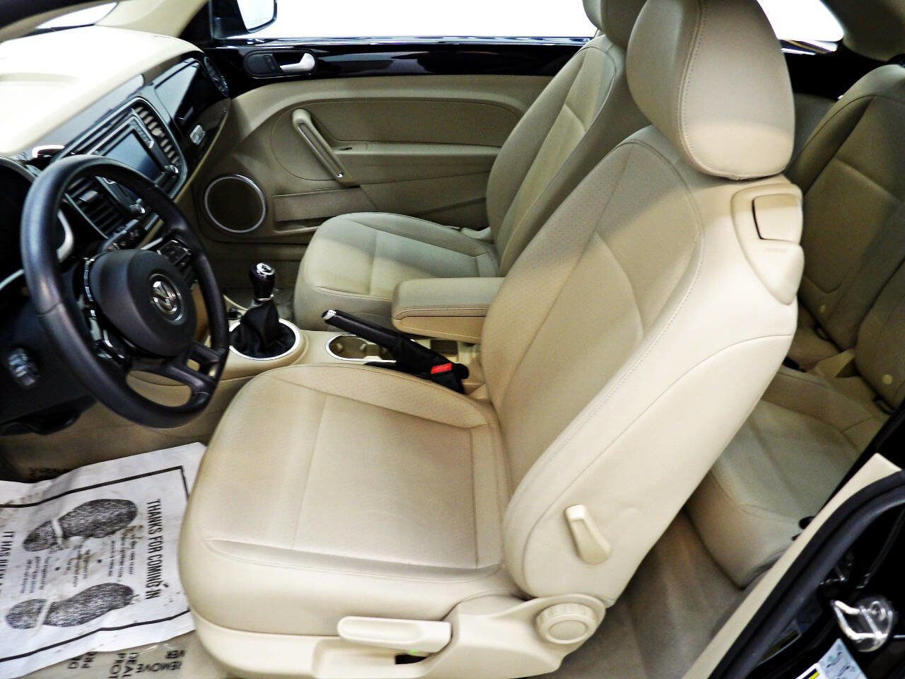 Used 2016 Volkswagen Beetle 1.8T SE image 8