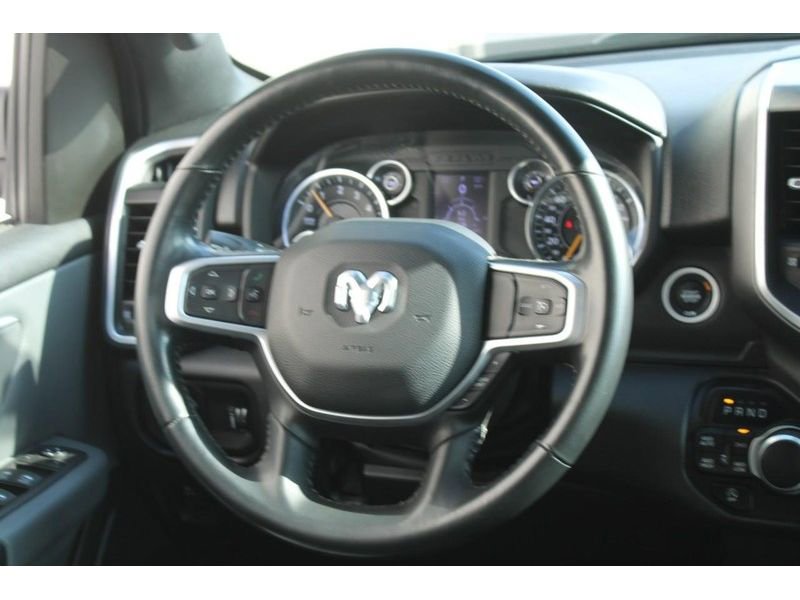 Used 2022 RAM 1500 Big Horn AWD/4WD image 16