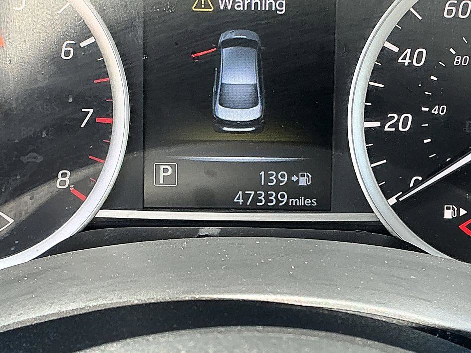 Used 2017 Nissan Sentra SV w/ Driver's Assist Package FWD image 16