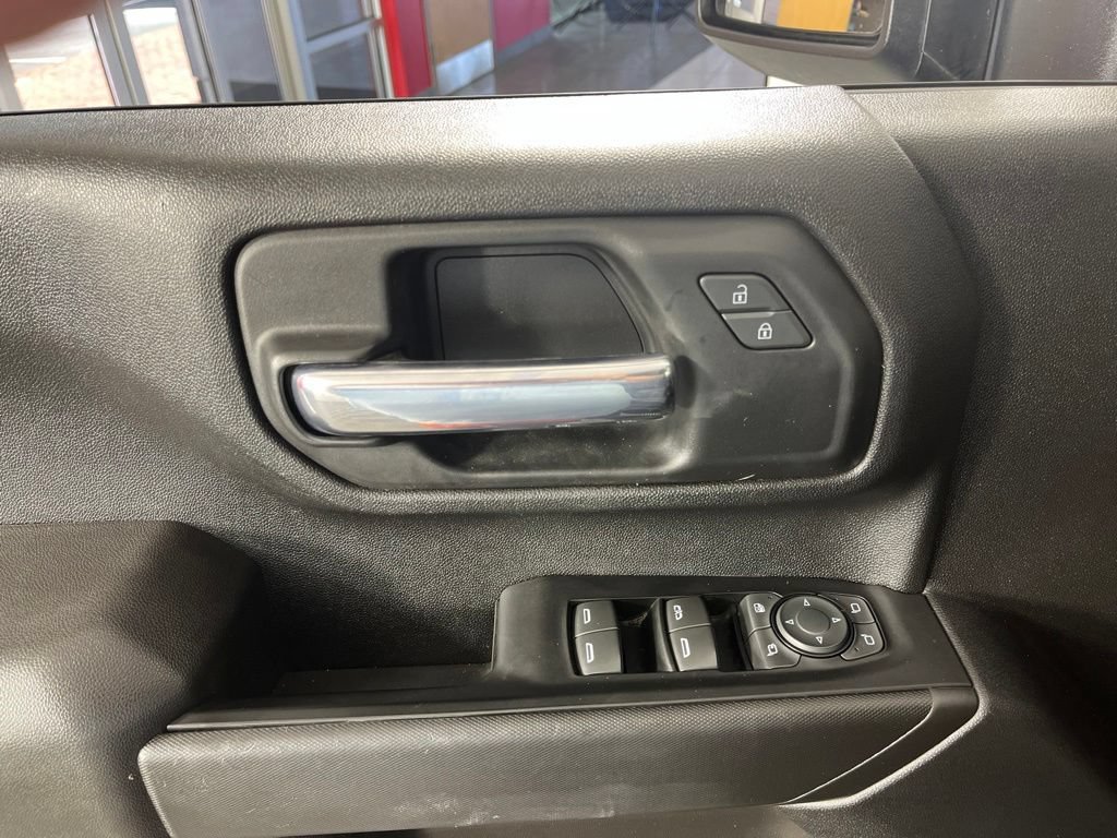 Certified 2022 Chevrolet Silverado 2500 Custom w/ Custom Value Package AWD/4WD image 26