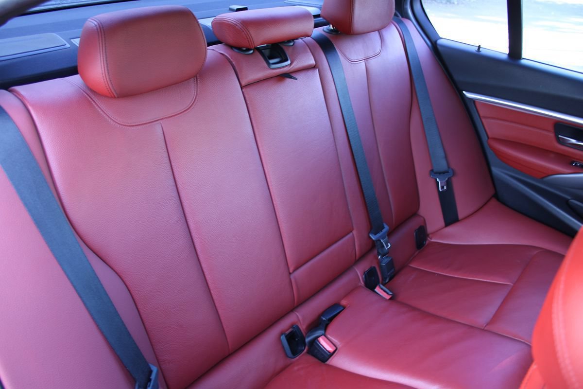 Used 2018 BMW 340i Sedan RWD image 18