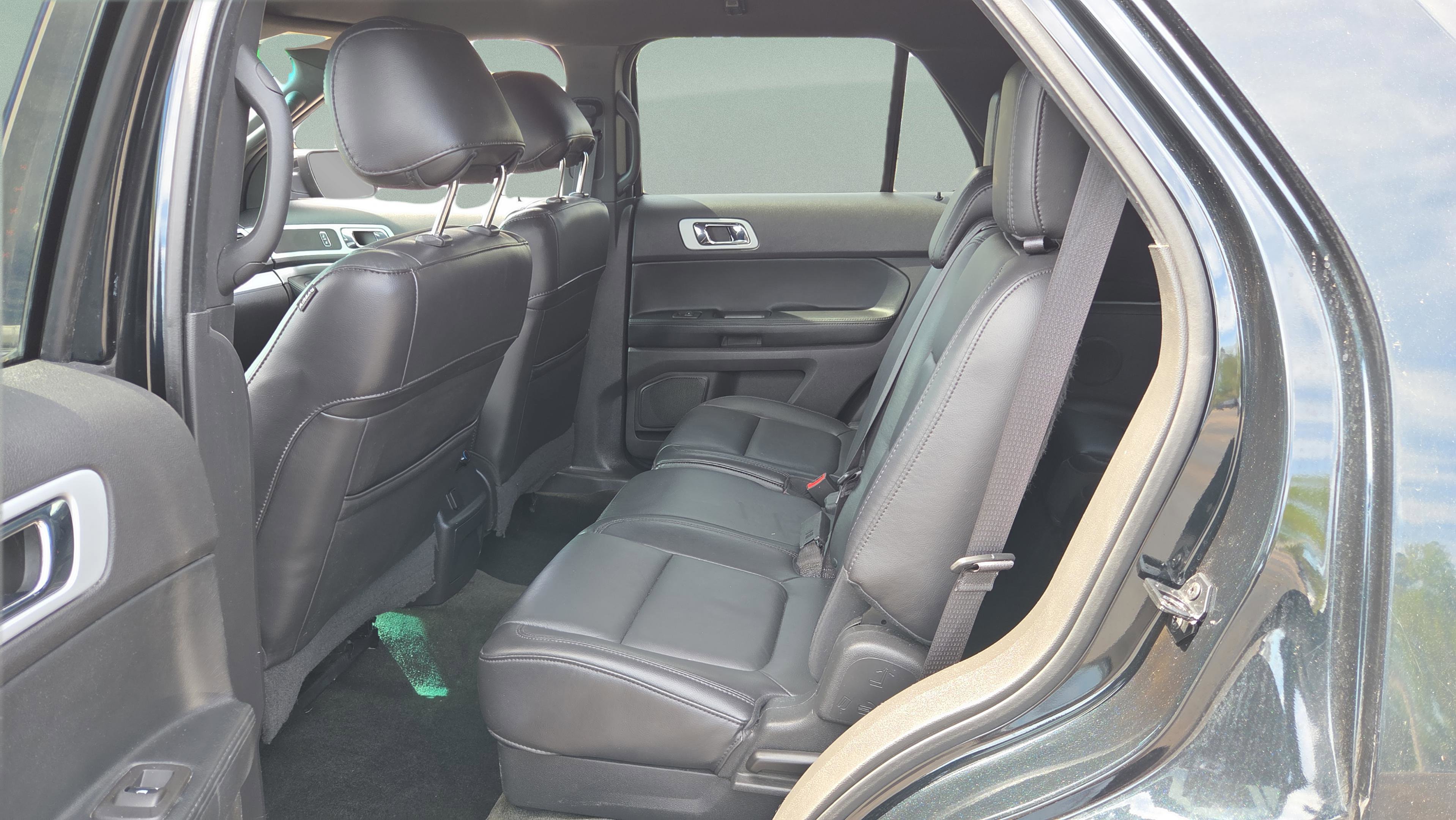 Used 2014 Ford Explorer XLT w/ Equipment Group 202A image 12