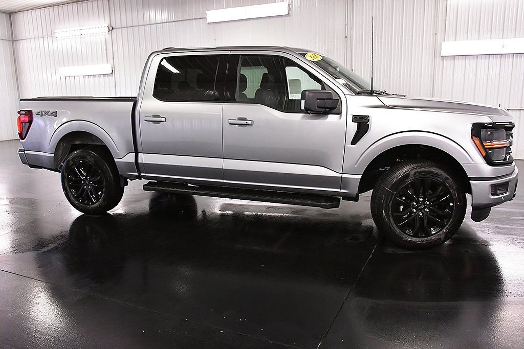 New 2026 Ford F150 XLT w/ Equipment Group 302A MID image 8