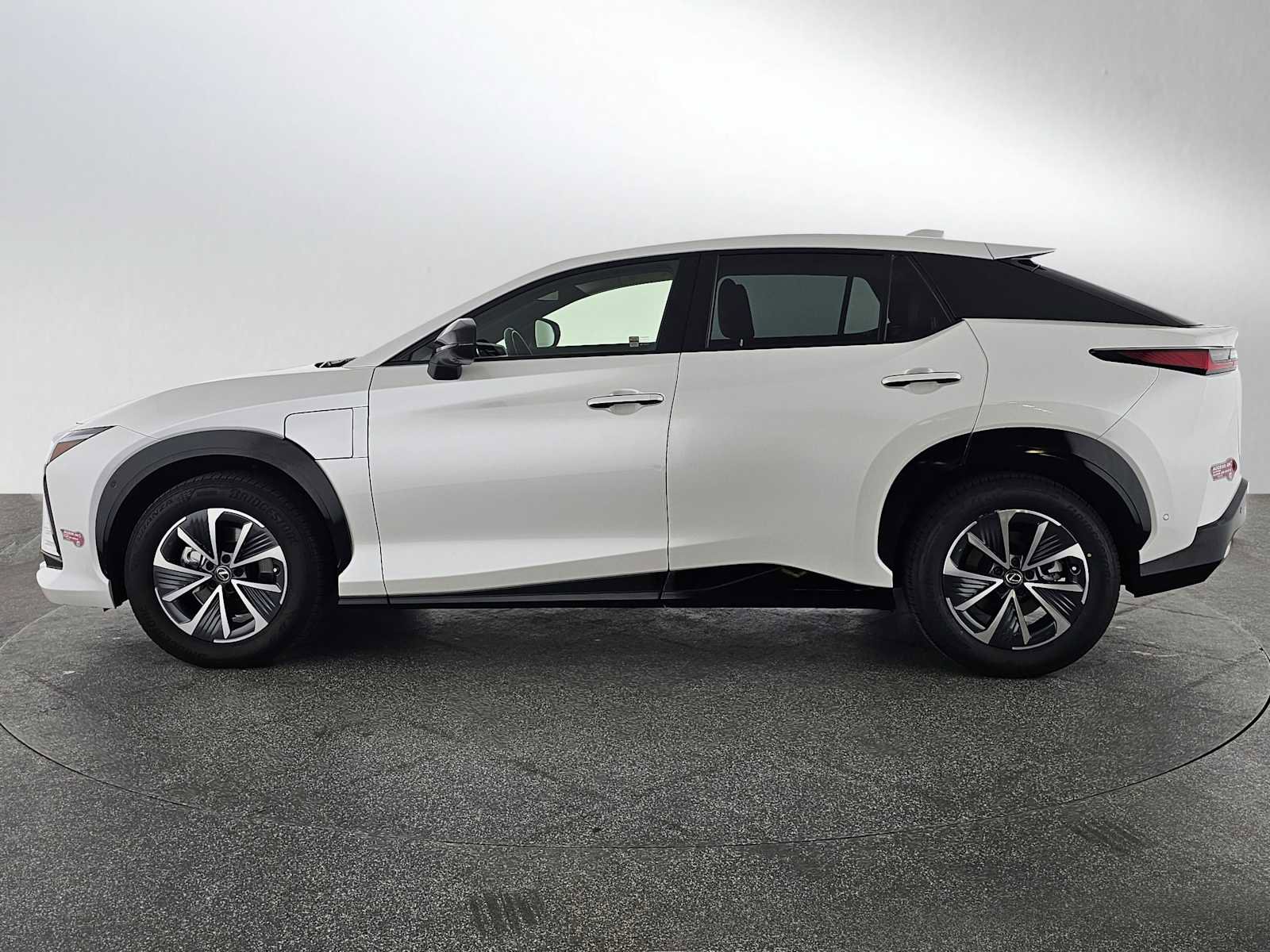 Certified 2023 Lexus RZ 450e Premium w/ Technology Package image 6