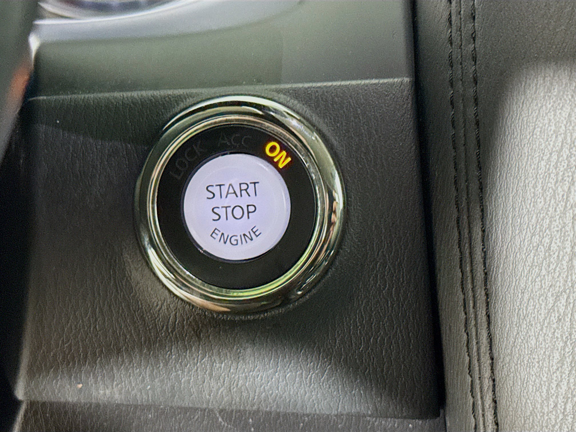 Used 2021 Nissan Armada SV RWD image 19