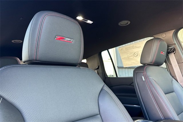 New 2026 Chevrolet Traverse Z71 w/ Driver Confidence Package image 23