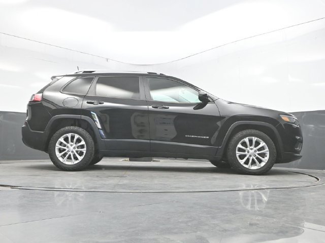 Used 2020 Jeep Cherokee Latitude FWD image 45