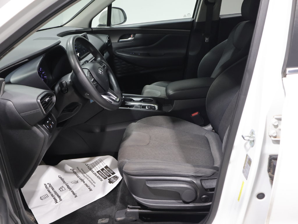 Used 2019 Hyundai Santa Fe SE AWD/4WD image 10