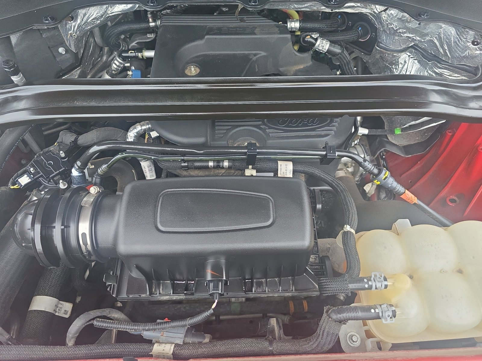 Used 2020 Ford Explorer Limited image 25