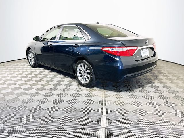 Certified 2017 Toyota Camry XLE FWD image 6