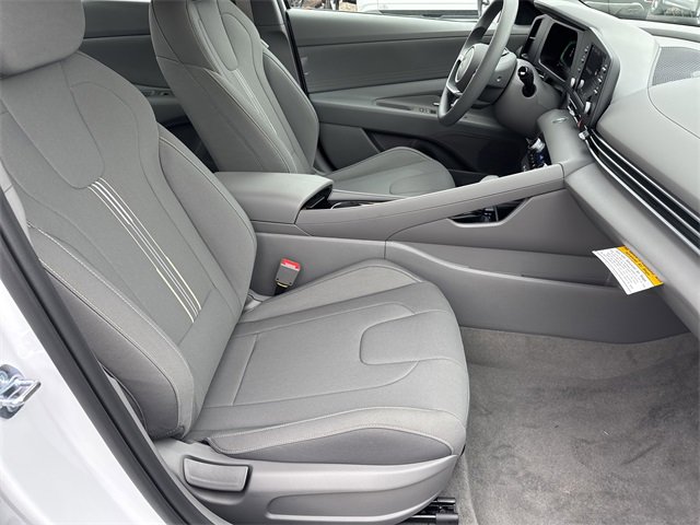 New 2026 Hyundai Elantra Blue image 13