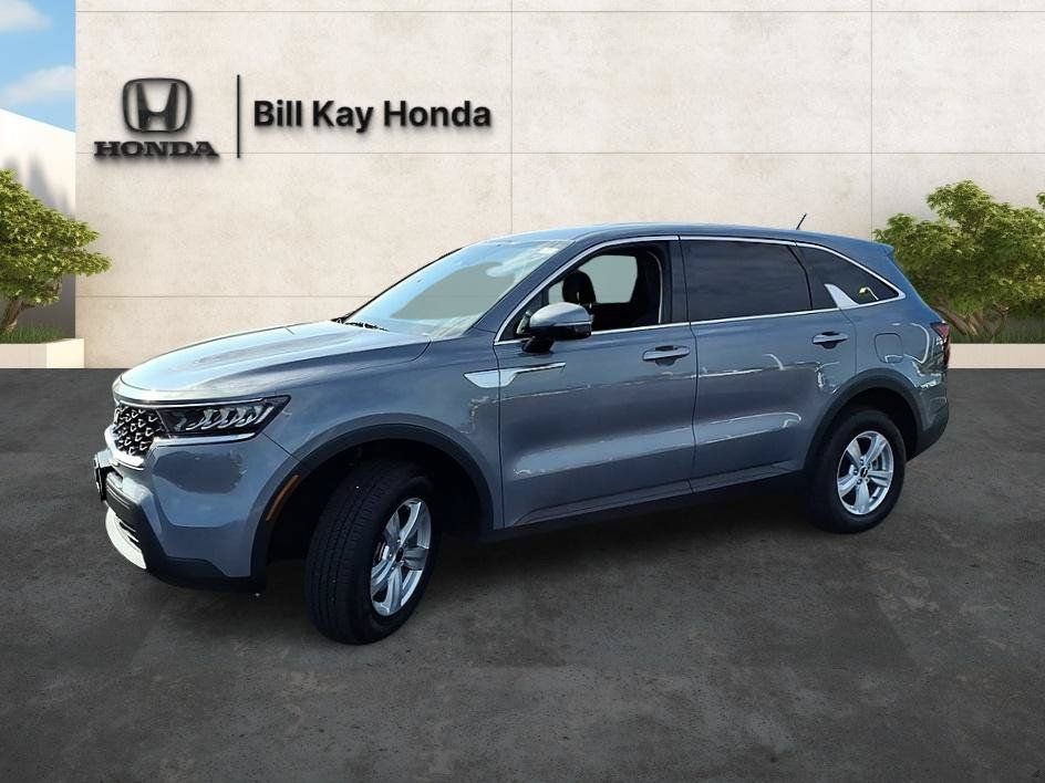 Used 2023 Kia Sorento LX AWD/4WD image 6