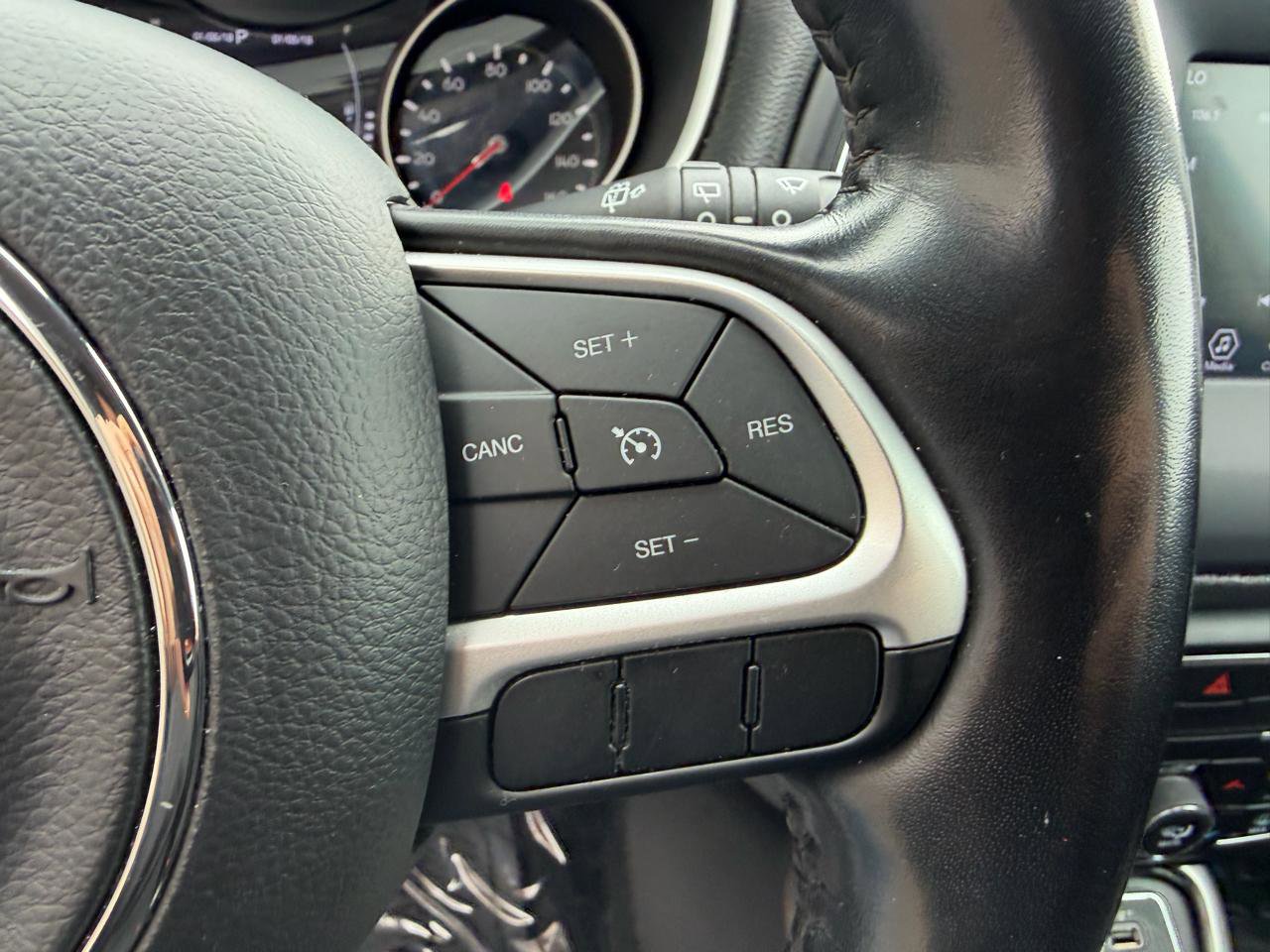 Used 2021 Jeep Compass Sport w/ Cold Weather Group AWD/4WD image 28