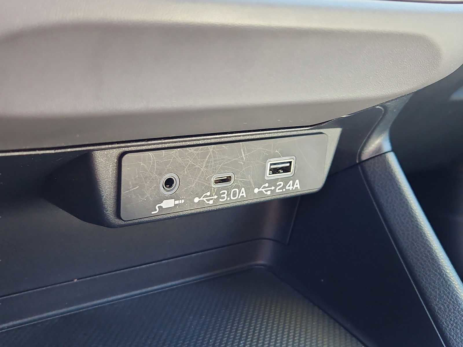 Used 2024 Subaru Crosstrek 2.0i Premium image 11