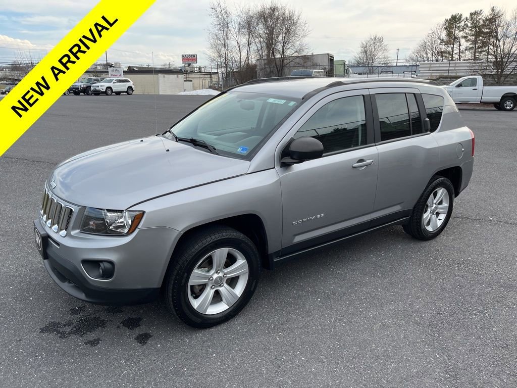 Used 2016 Jeep Compass Sport w/ Power Value Group image 5