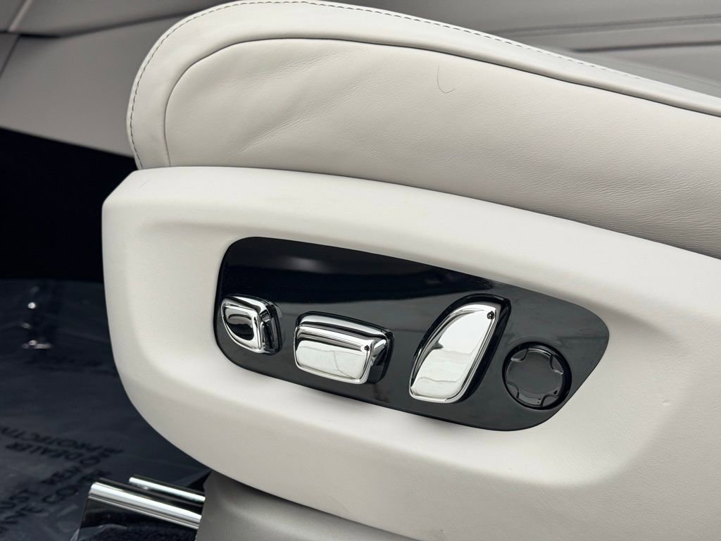 Certified 2021 Rolls-Royce Ghost image 11