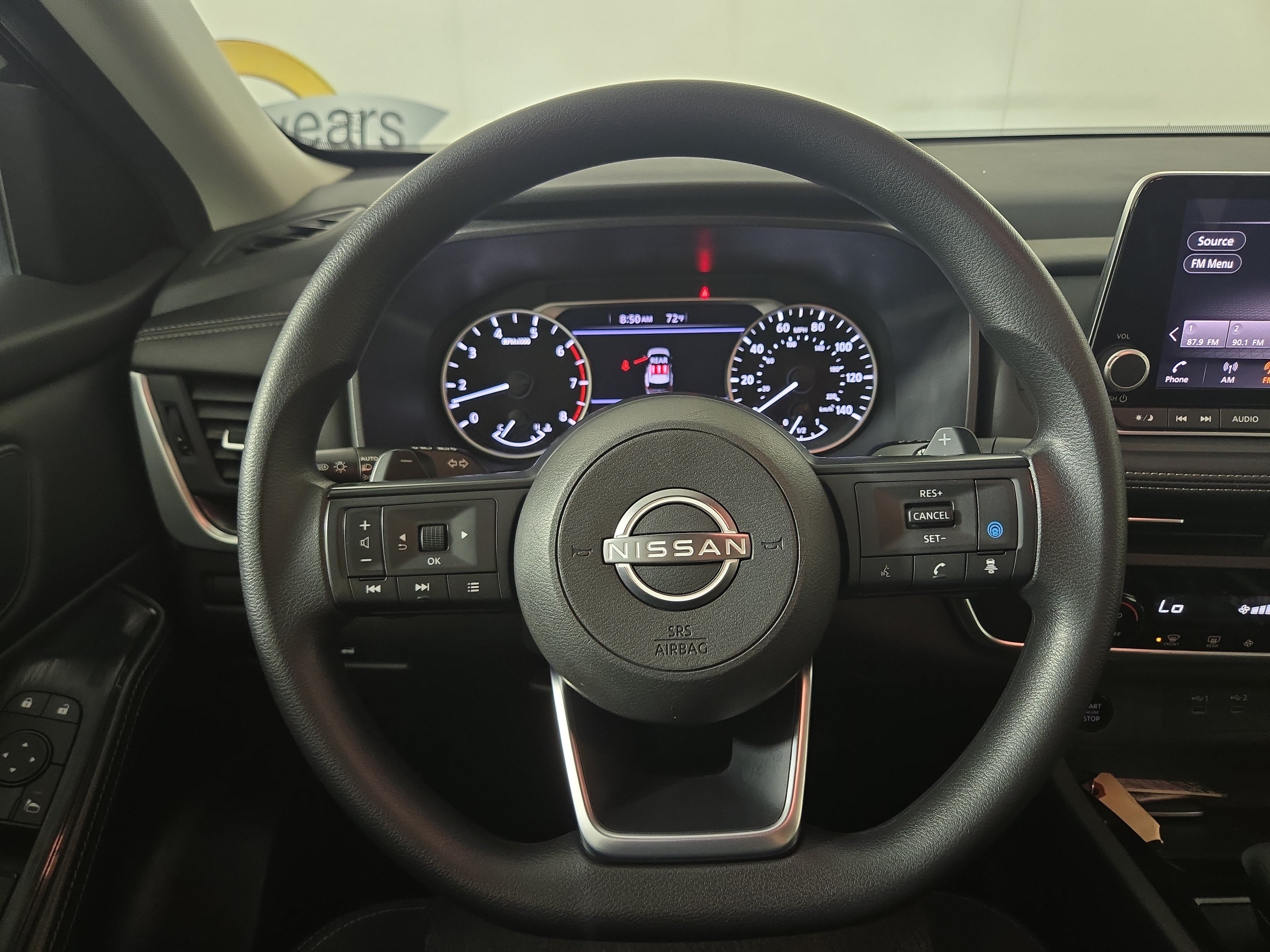 Used 2024 Nissan Rogue SV AWD/4WD image 14